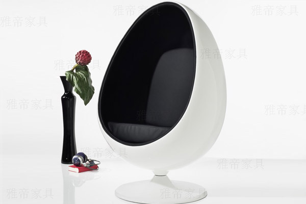 眼型球椅(Eye Ball Chair)