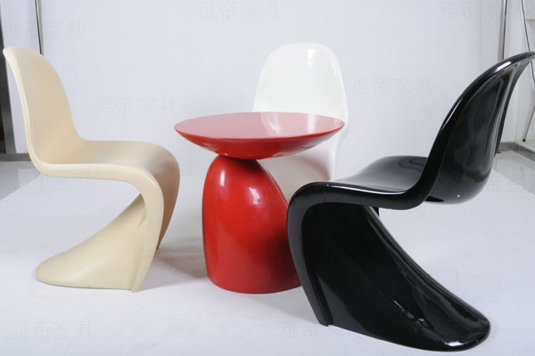 番顿餐椅(Panton Chair)