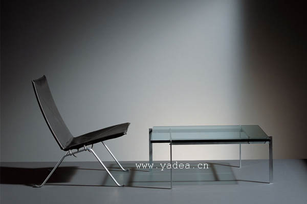 保罗咖啡桌(Poul Kjaerholm Coffee Table)