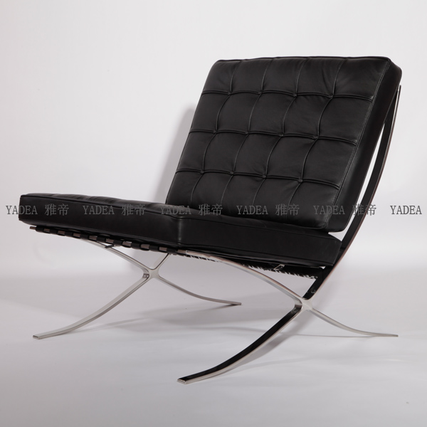 简约家具：巴塞罗那椅图片