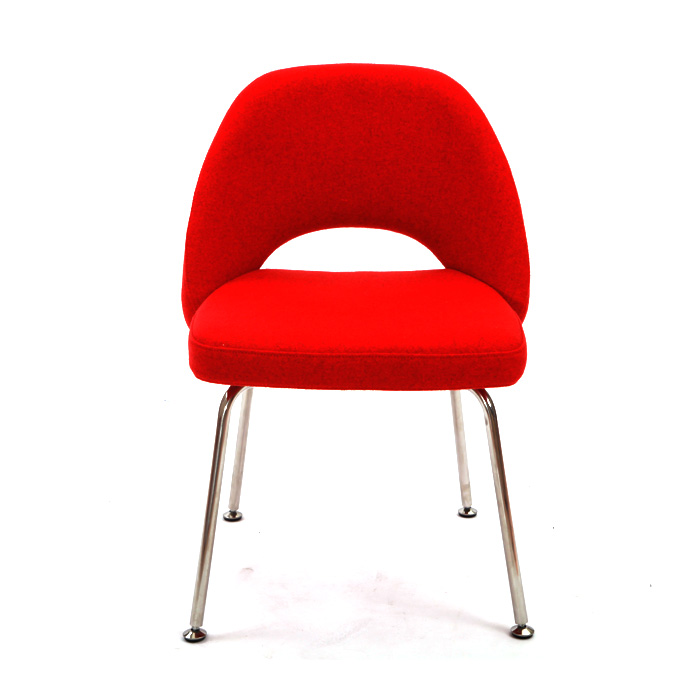 沙里宁餐椅（Saarinen Executive Armless Chair）